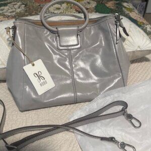 NWT Hobo Sheila Medium Shoulder Bag / Crossbody Bag / Top Handle Bag